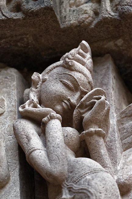 Khajuraho-Varmara temple-018
